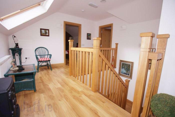 Woodview House Bed And Breakfast คอร์ก ภายนอก รูปภาพ